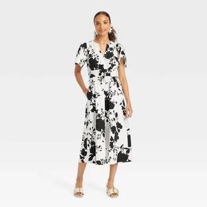 a new day Black and White Floral Midi Dress